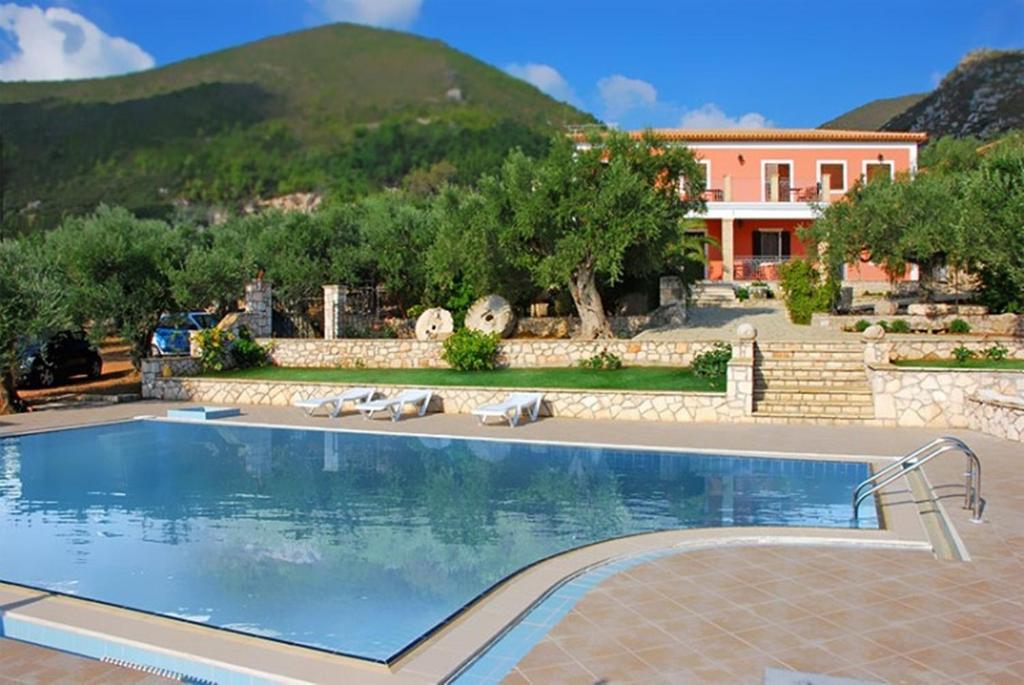 Anatoli Labreon Hotel Agia Marina  Bagian luar foto